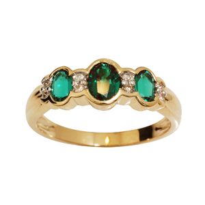 Emerald and Diamond Gold Ring - 3 Stone